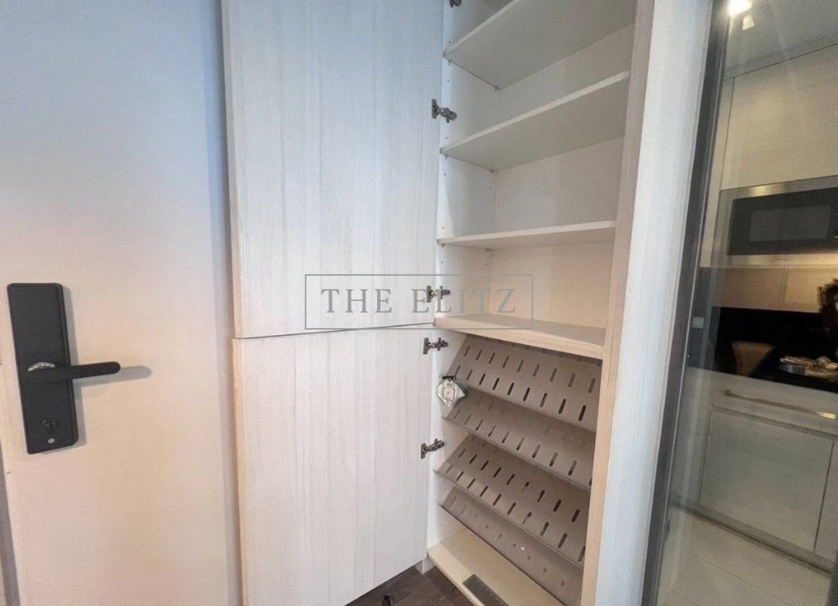 รูป ✨ นิยามของความเรียบหรูที่ลงตัว กับชีวิตใจกลางสุขุมวิท ณ The Room Sukhumvit 40 - รูปที่ 3/14