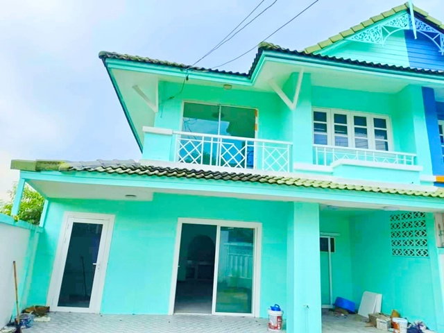 รูป ตลาดเจริญผล100ม. บิ๊กซี คลองสาม 380 ม. เลียบคลองสาม ทาวน์เฮาส์หลังริม 3นอน 30ตร.ว. 240ตร.ม. ตลาดคลองสาม 1 กม. - รูปที่ 1/8