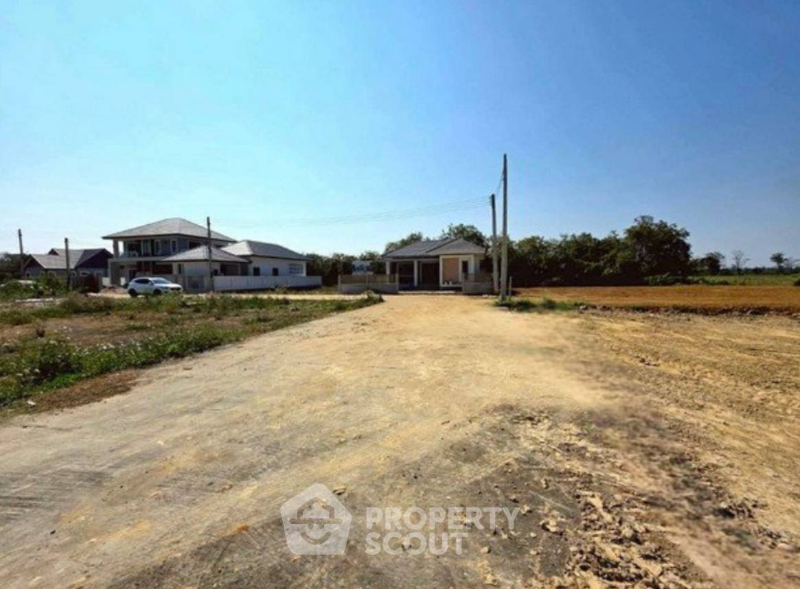 รูป ที่ดินสำหรับปล่อยขาย 2,606.4 ตารางเมตร แถว ใน บวกค้าง (ID 2786614) - รูปที่ 3/3