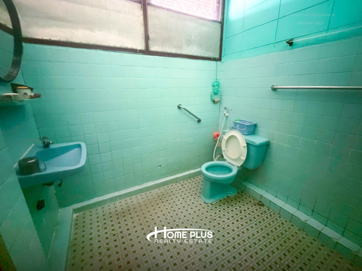 รูป บ้านเดี่ยวหลังมุม หมู่บ้านเสรี พระราม 9 (Seri Village Rama 9) ใกล้เดอะไนน์พระราม 9 - รูปที่ 14/17