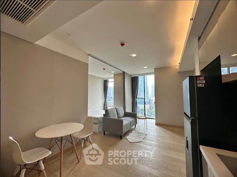 รูป คอนโด 1-ห้องนอน ที่ ไซมิส เอ๊กซ์คลูซีพ ควีนส์ ใกล้ MRT ศูนย์การประชุมแห่งชาติสิริกิติ์ (ID 2792422) - รูปที่ 1/14