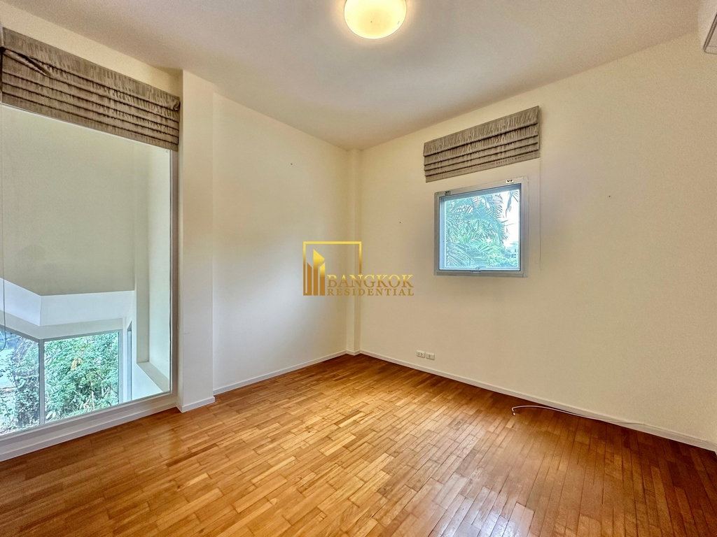 รูป Expansive 4 Bedroom Pool Villa With Large Private Garden - BR27884SH - รูปที่ 22/41