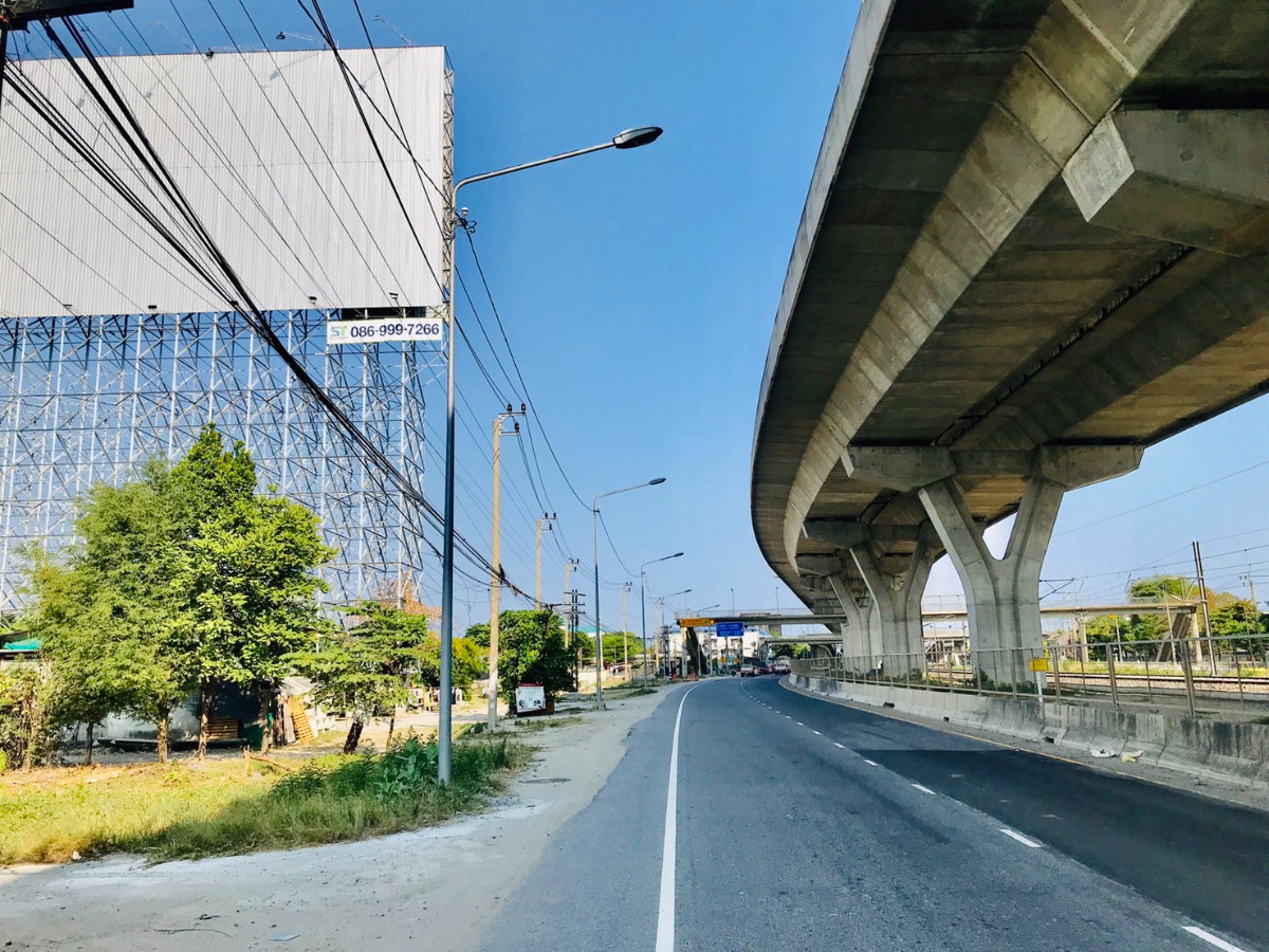 รูป ขายที่ดินใกล้ถนนสวนผัก 1 ไร่ 1 งาน 47 ตรว ถนนเลียบทางรถไฟตลิ่งชัน ถนนเลียบทางด่วนประจิมรัถยา ใกล้ถนนกาญจนาภิเษก - รูปที่ 7/8