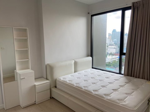 P-120748 Stunning City View! The Niche Pride Thonglor-Phetchaburi Near BTS [Great Price] | Line Id: @easycondoplus | 099-229-6397