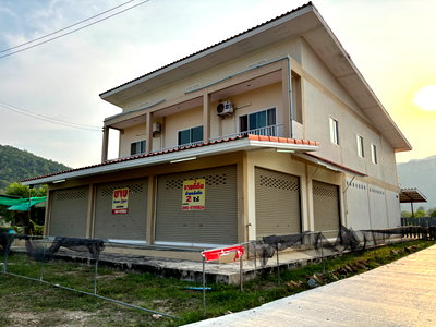 Houses for sale Sam Roi Yot Prachaubkirikhan : 🏡 Pranburi House & Land for Sale – Prime Location Only 750m from the Beach 🌊 | Ideal for Living & Investment