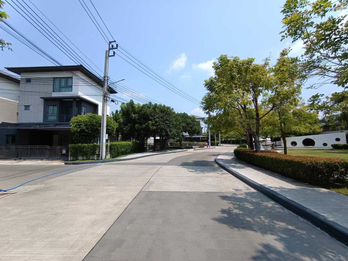 รูป 🏡 ขายบ้านแฝด 3 ชั้น บ้านกลางเมือง The Edition พระราม 9-พัฒนาการ💰 ราคาเพียง 6.99 ล้านบาท - รูปที่ 31/36