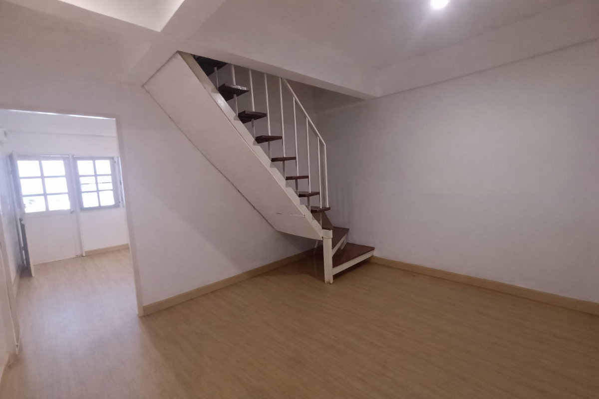 รูป ขายทาวเฮาส2ชั้นหมู่บ้านปทุมทองtel/line0939291965 - รูปที่ 5/15