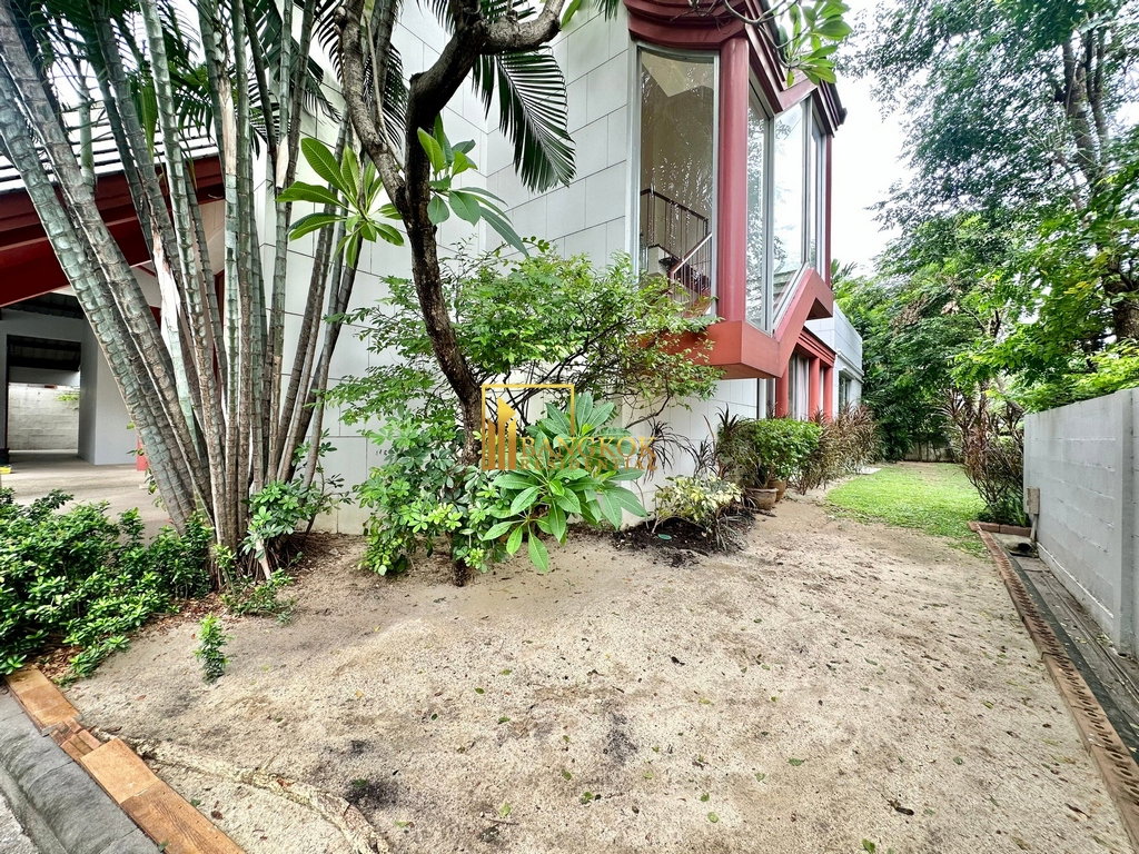 รูป Expansive 4 Bedroom Pool Villa With Large Private Garden - BR27884SH - รูปที่ 36/41