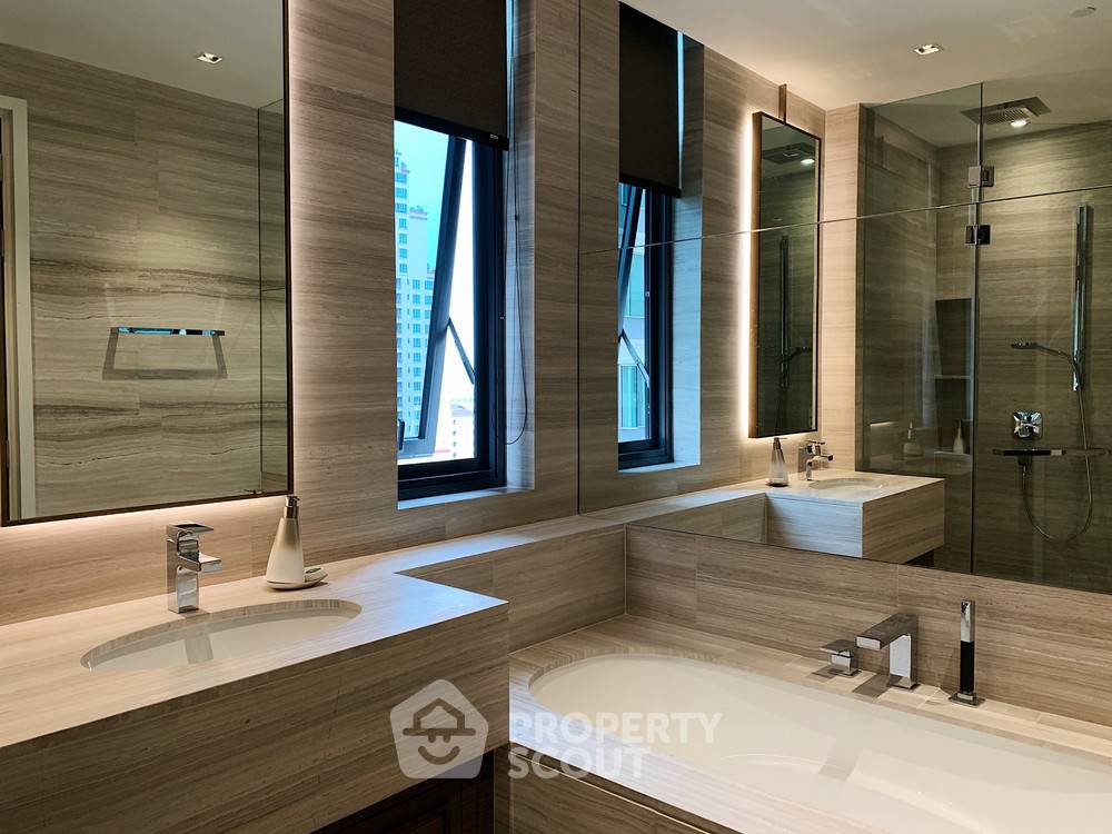 picture 2-BR Condo at The Diplomat 39 near BTS Phrom Phong (ID 374085) - 3/12