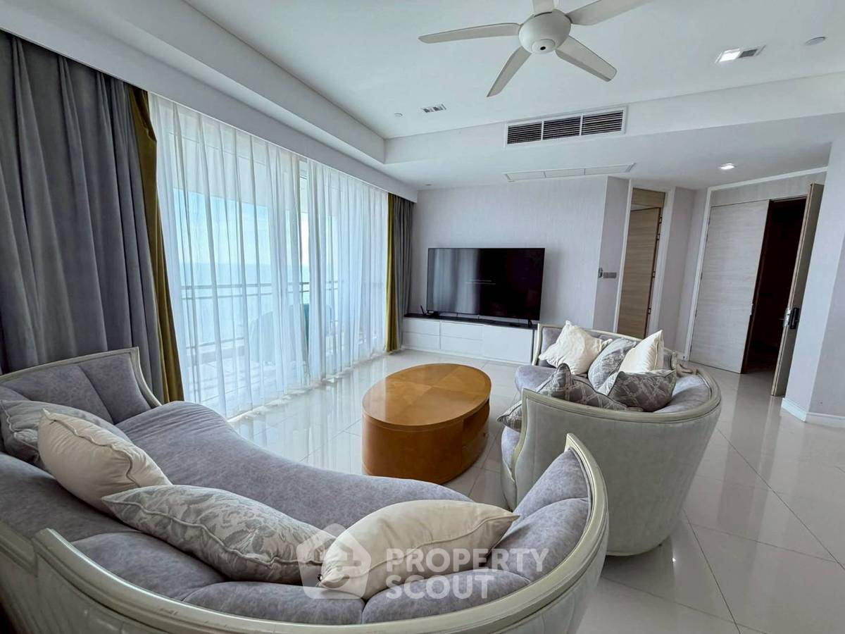 รูป คอนโด 3-ห้องนอน ที่ วินด์แฮม จอมเทียน พัทยา ใกล้ เมืองพัทยา (ID 2709873) - รูปที่ 2/20