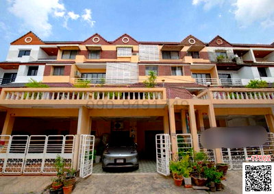 เช่าทาวน์โฮม สถาบันเทคโนโลยีไทย-ญี่ปุ่น : เช่า ทาวน์เฮ้าส์ 4 ชั้น หมู่บ้านวราธรวิลล์ พัฒนาการ 44