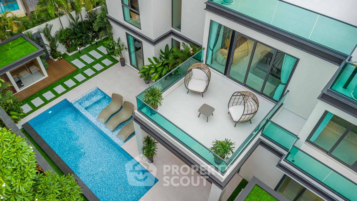 รูป วิลล่า 6-ห้องนอน ใกล้ เมืองพัทยา (ID 2794567) - รูปที่ 1/16