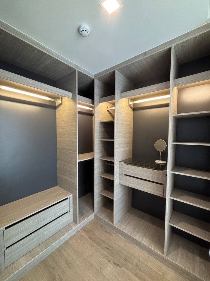 picture ✨🦄 Special Offer 🦄✨ The Crest Park Residences - 8/15