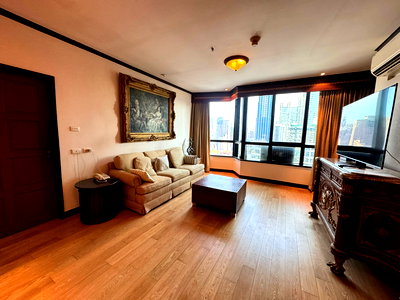 Condos for rent : 3-Bedroom Condo for Rent at President Place – Near BTS Chidlom