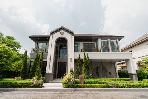 Grand Bangkok Boulevard Na Utthayan 4 bedrooms, for sale