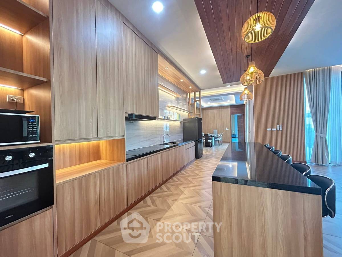 รูป วิลล่า 3-ห้องนอน ที่ ฮอร์สชู พ้อยท์ ใน โป่ง (ID 2794875) - รูปที่ 9/13
