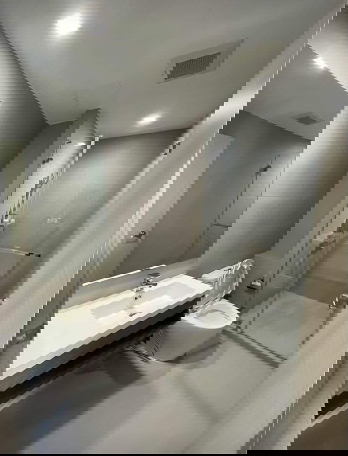 รูป 🌆 ให้เช่า: Asakan Place Srinakarindra | ใกล้ MRT สถานีหัวหมาก (สายสีเหลือง) | พร้อมอยู่ @90condo 🌃 - รูปที่ 6/6