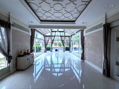 Houses for sale Lotus's north ratchapruek : Luxury Mansion for Sale on Ratchaphruek Road Prukpirom Regent Ratchaphruek–Rattanathibet by Q House ,A rare 2-storey . 592.8 sq.wah, 