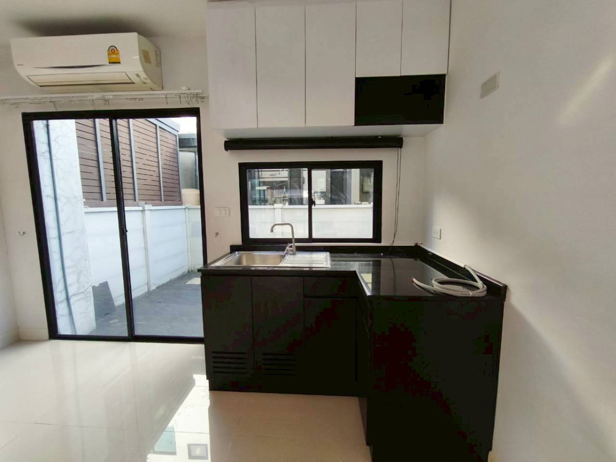 รูป ✨ ขายทาวน์โฮม 3 ชั้น บ้านกลางเมือง ปิ่นเกล้า - จรัญ 💰 ราคาเพียง 4.29 ล้านบาท - รูปที่ 10/37