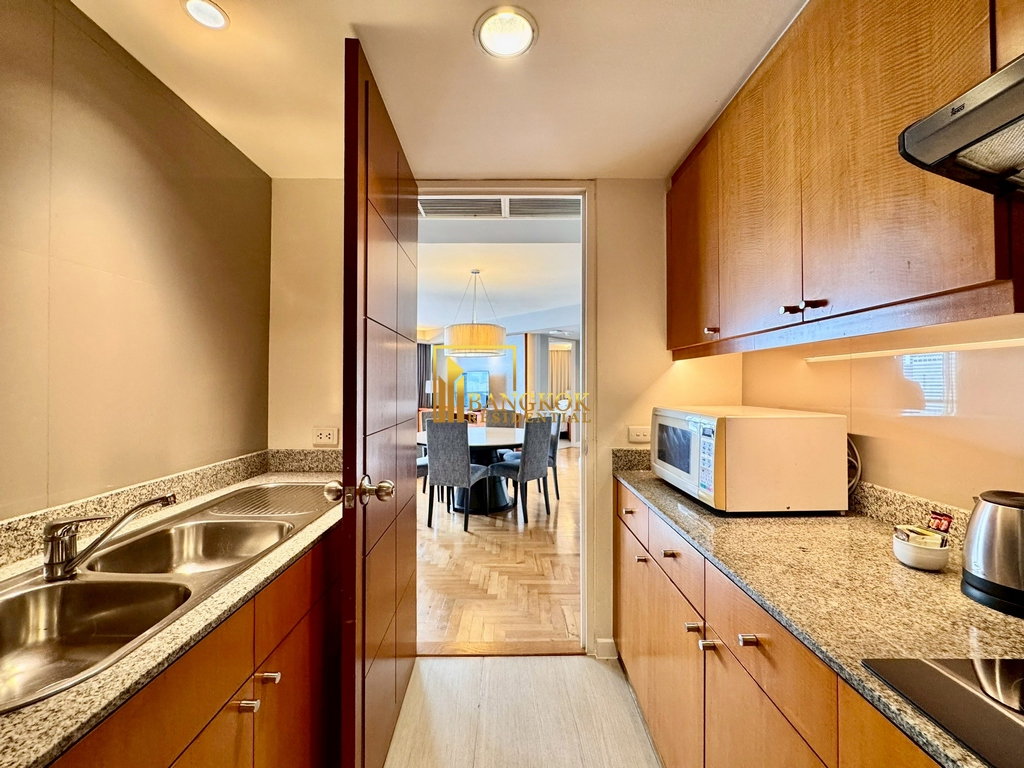 รูป Luxurious 3 Bedroom Serviced Apartment in Sathorn For Rent - BR7276SA - รูปที่ 10/38