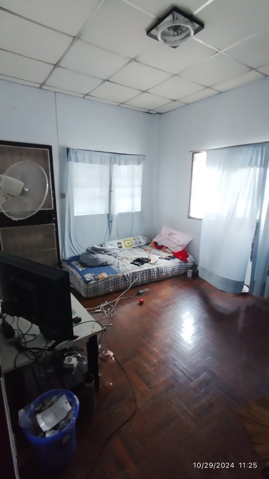 รูป ขายด่วนมาก บ้านเดี่ยว 100 ตรว. 2 ชั้น ทำเลดี ราคาเกินคุ้ม - รูปที่ 9/12