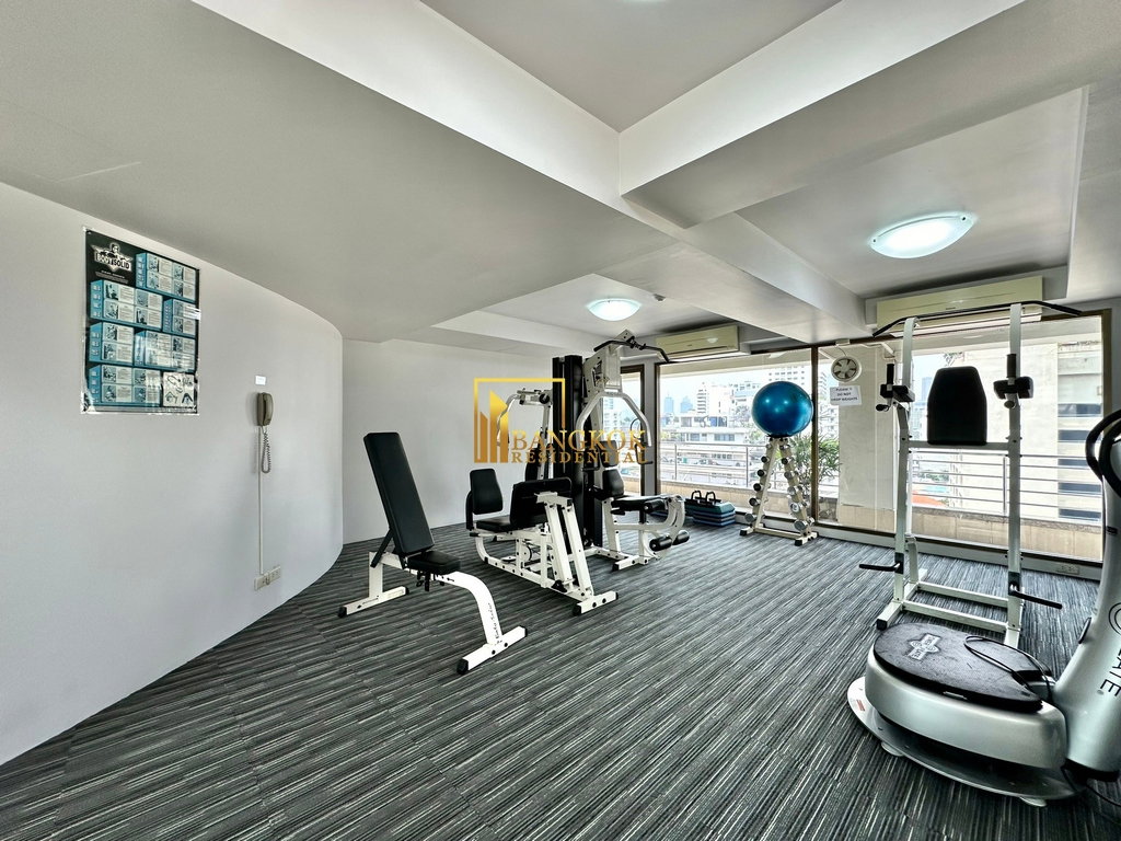 รูป Large 3 Bedroom Apartment in Convenient Location - BR0271AP - รูปที่ 35/40