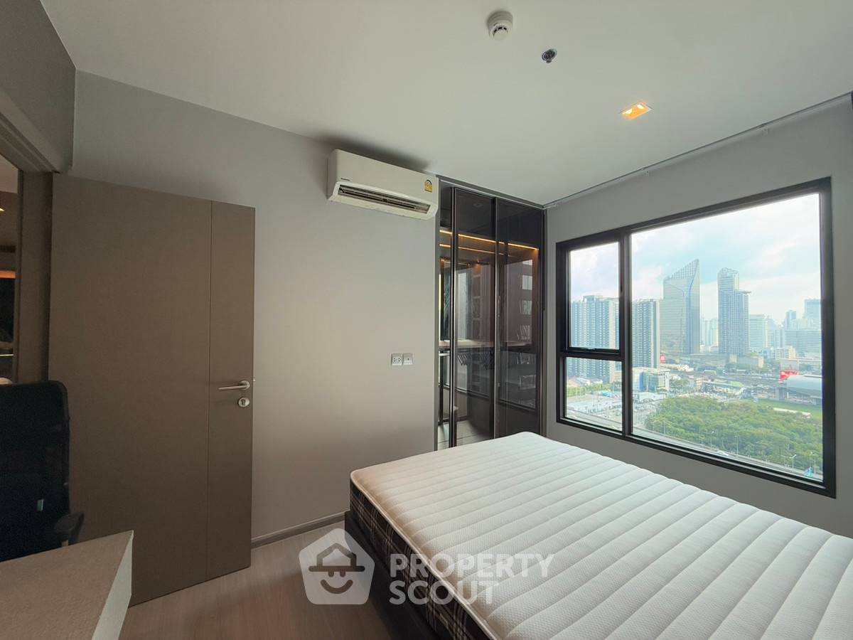 รูป คอนโด 1-ห้องนอน ที่ ไลฟ์ อโศก - พระราม 9 ใกล้ MRT พระราม 9 (ID 2481941) - รูปที่ 3/8