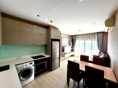 Condos for rent : The Signature by               URBANO 