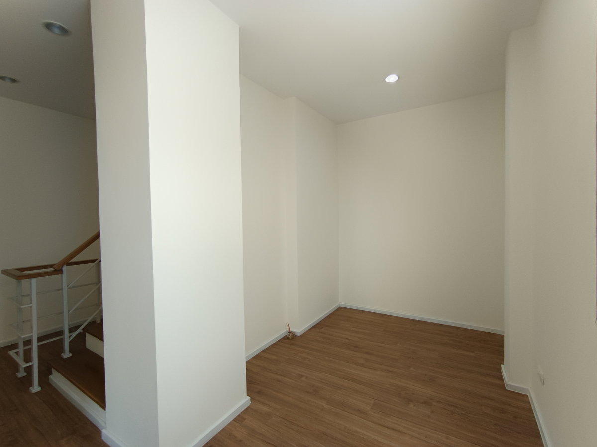 รูป 🏡 ขายบ้านแฝด 3 ชั้น บ้านกลางเมือง The Edition พระราม 9-พัฒนาการ💰 ราคาเพียง 6.99 ล้านบาท - รูปที่ 21/36