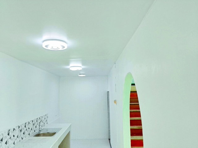 รูป ตลาดเจริญผล100ม. บิ๊กซี คลองสาม 380 ม. เลียบคลองสาม ทาวน์เฮาส์หลังริม 3นอน 30ตร.ว. 240ตร.ม. ตลาดคลองสาม 1 กม. - รูปที่ 7/8