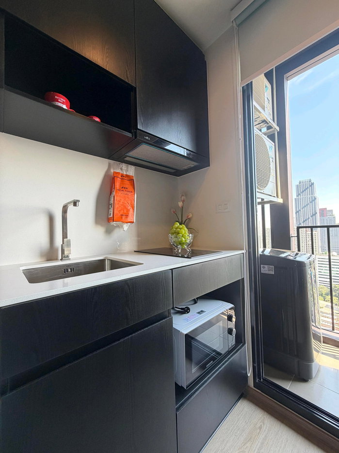 รูป 🔥 คุ้มสุด Nue District R9 Rama 9 (นิว ดิสทริค อาร์ไนน์ พระราม 9) แต่งครบ ลากกระเป๋าเข้าอยู่ได้เลย ใกล้ MRT พระราม 9 เพียง 550 เมตร - รูปที่ 5/10