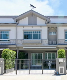 ขายทาวน์โฮม 2 ชั้น Indy 2 ศรีนครินทร์ โครงการคุณภาพจาก Land & Houses ทำเลศักยภาพ  พร้อมอยู่ คุ้มค่า ทำเลดี ใกล้ Mega บางนา และ BTS