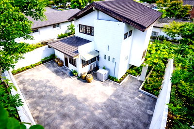 เช่าบ้านเดี่ยว บุญถาวร เกษตรนวมินทร์ : รถไฟฟ้าสายสีเขียว BTSเสนานิคม 1.8 กม. 5-6นอน 2น้ำ โรงเรียนสตรีวิทยา2 1 กม. บ้านเดี่ยว 90 ตร.ว. 300ตร.ม. จอดรถ 5 คัน ลาดพร้าว