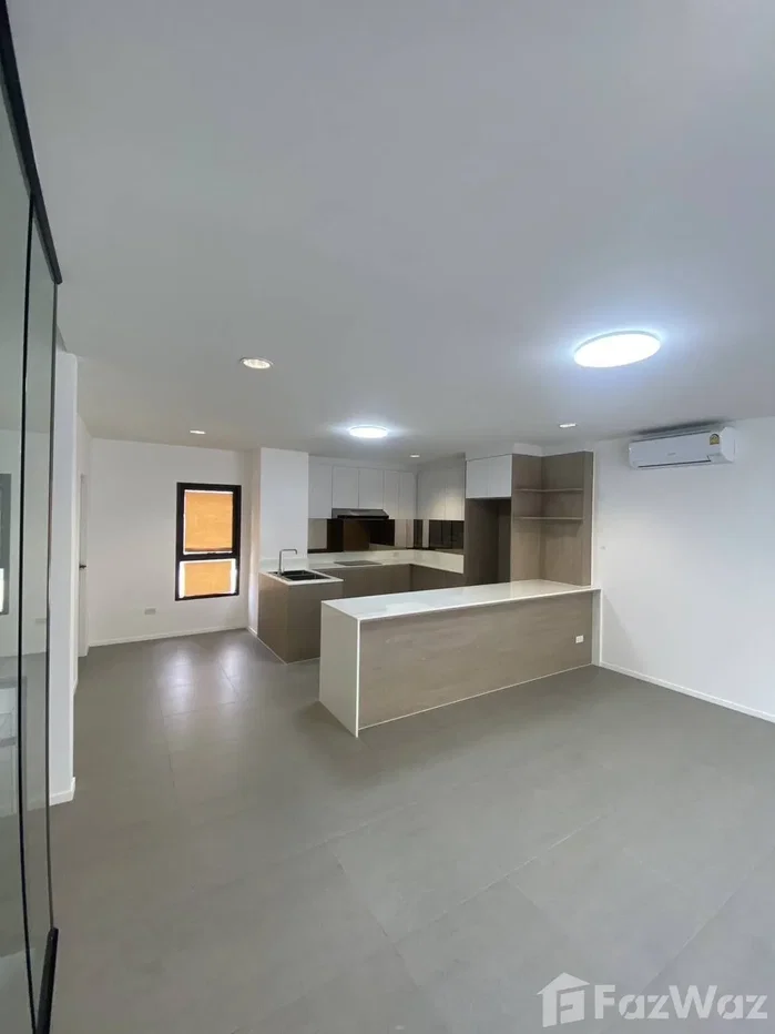 รูป ขาย บ้านเดี่ยว 4 ห้องนอน ใน พระโขนงเหนือ, กรุงเทพมหานคร 6171067 - รูปที่ 4/8
