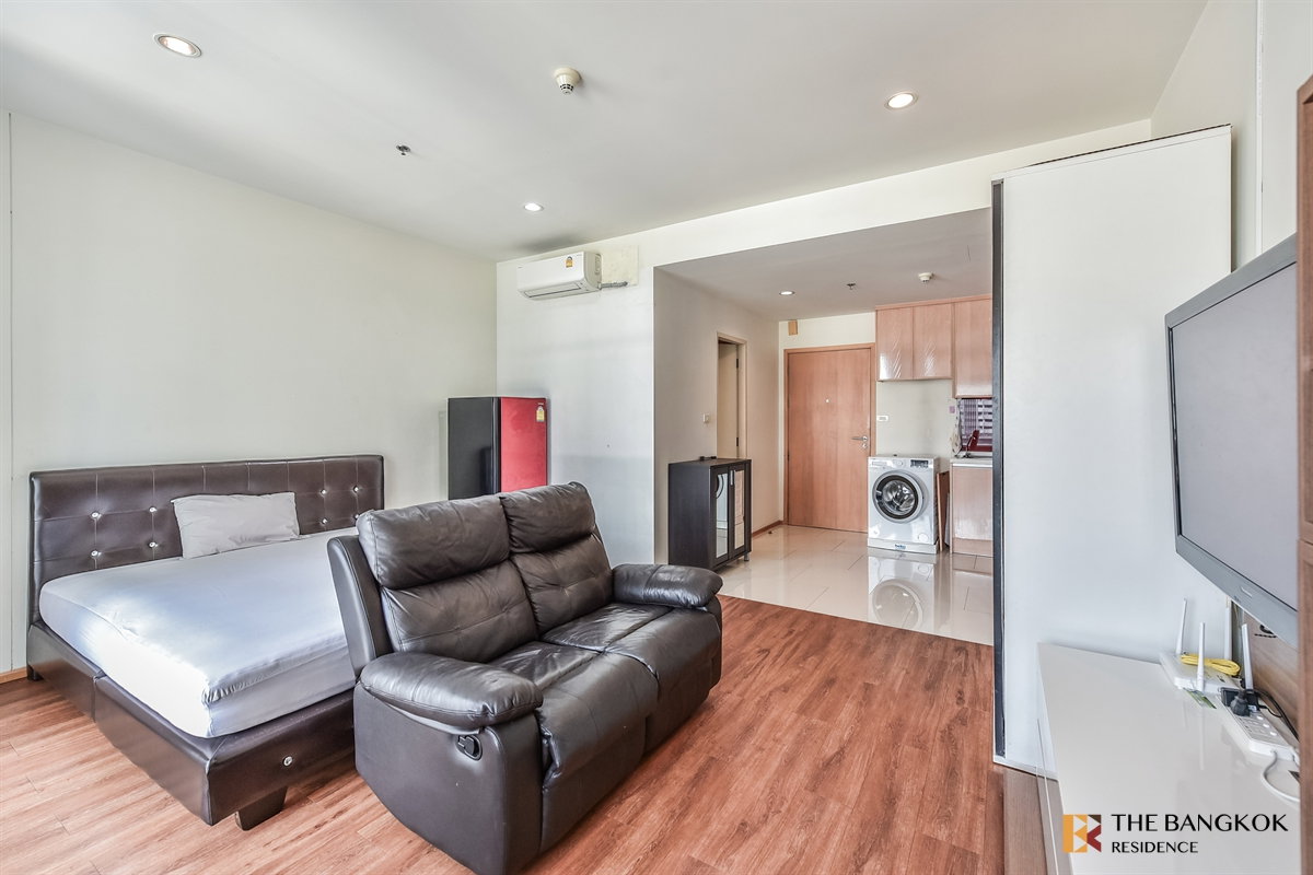 รูป 🔥 Available Now🔥Villa Rachathewi Studio 40sqm. 19K/Month only Call Ms.Angel(Aumi)0658209572 - รูปที่ 3/10