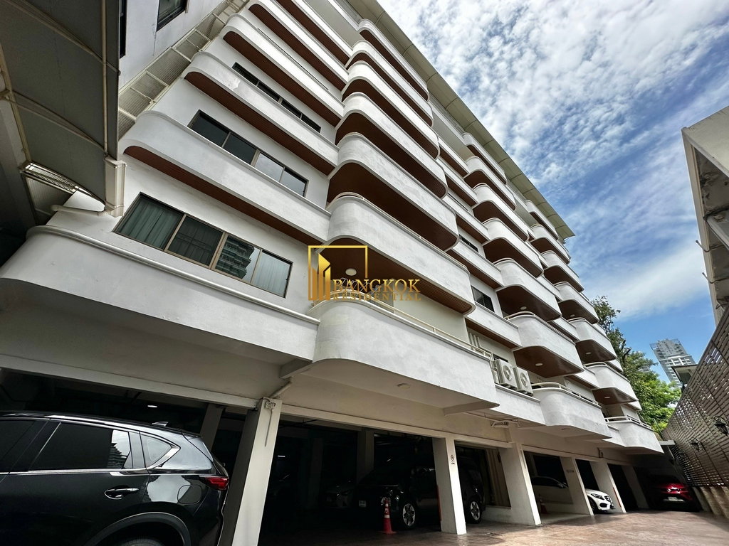 รูป Spacious 3 Bedroom Apartment For Rent in Phrom Phong - BR21114AP - รูปที่ 37/37