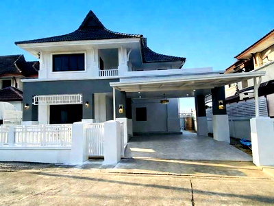 บ้านเดี่ยว วิทยาลัยเทคนิคมีนบุรี : อารีน่า การ์เดนท์ (เสรีไทย-สวนสยาม) รีโนเวทใหม่ทั้งหลัง! หิ้วกระเป๋าเข้าอยู่ได้เลย...