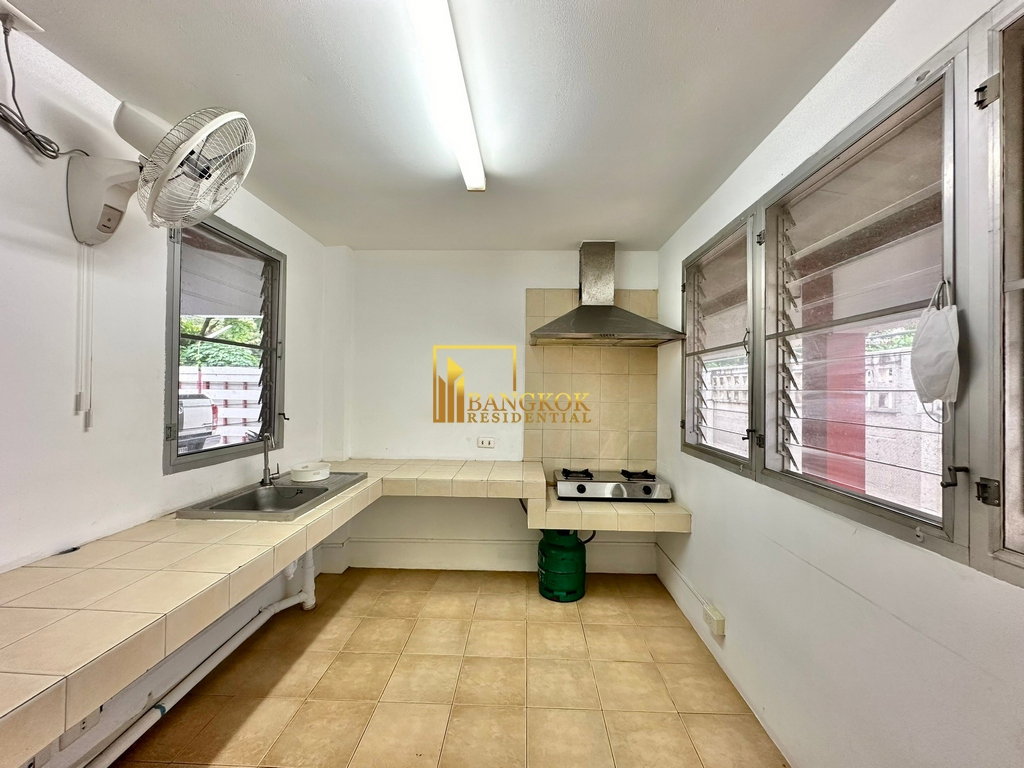 รูป Expansive 4 Bedroom Pool Villa With Large Private Garden - BR27884SH - รูปที่ 34/41