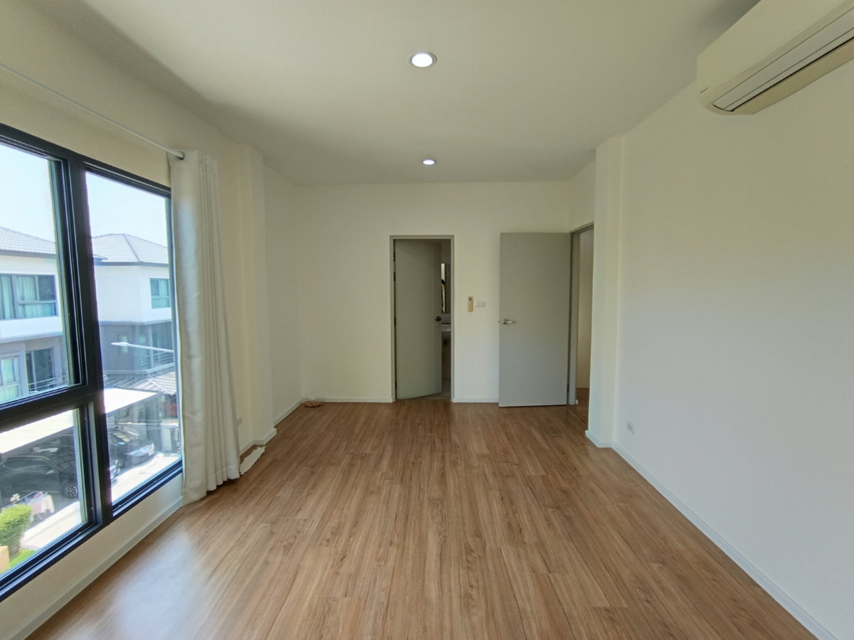 รูป 🏡 ขายบ้านแฝด 3 ชั้น บ้านกลางเมือง The Edition พระราม 9-พัฒนาการ💰 ราคาเพียง 6.99 ล้านบาท - รูปที่ 25/36