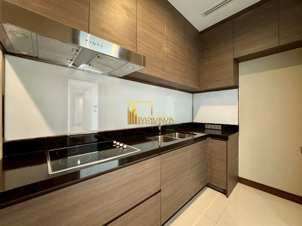 รูป Q Sukhumvit | Superb 3 Bedroom Luxury Condo Next to BTS - BR60504CD - รูปที่ 30/48