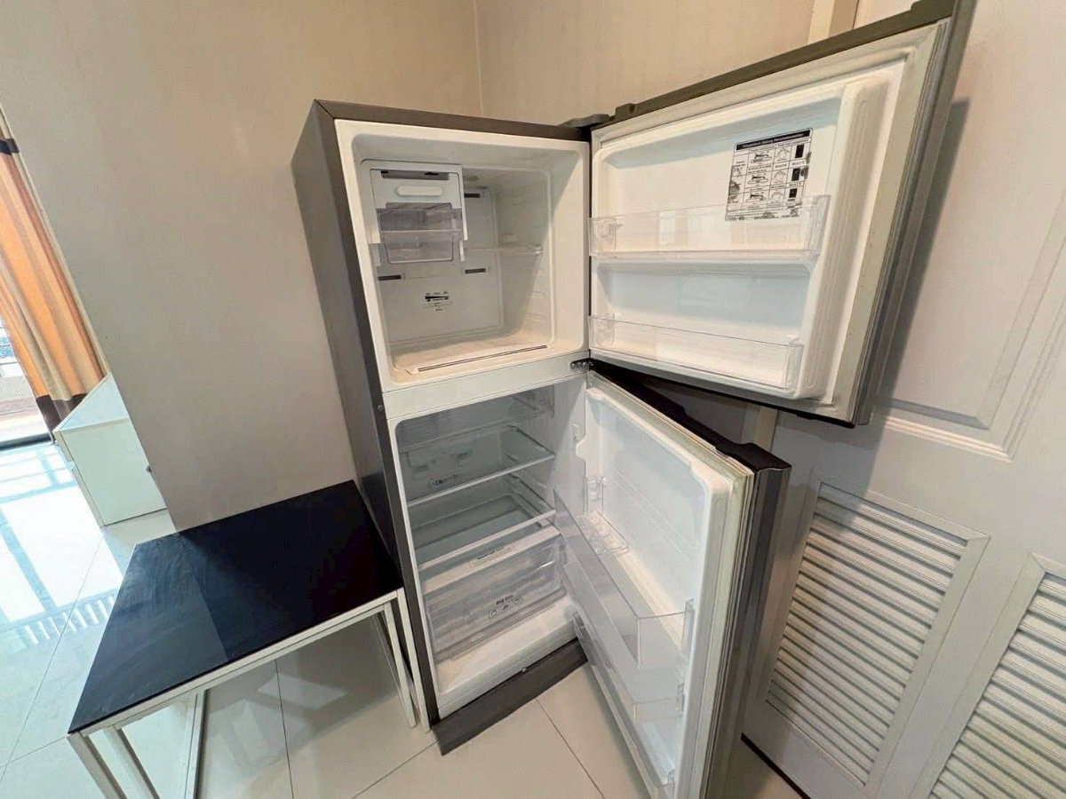 รูป คอนโดให้เช่า ใกล้สี่แยกรวมโชค  ห้องกั้นเป็นสัดส่วน 👉 the next 1 เดือนละ 8,000 บ. - รูปที่ 4/9