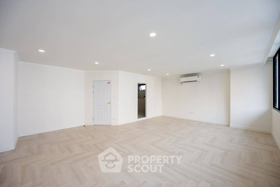 รูป คอนโด 3-ห้องนอน ที่ แกรนด์ วิลล์ เฮาส์ 2 ใกล้ MRT สุขุมวิท (ID 2793943) - รูปที่ 9/16