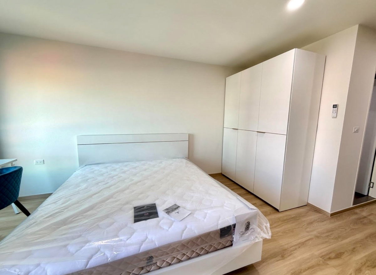 picture code : H136 Lumpini Park Charan - Fai Chai - 3/6