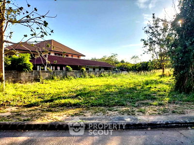 ที่ดิน สำนักงานขนส่งจังหวัดเชียงใหม่ : ที่ดินสำหรับปล่อยขาย 792 ตารางเมตร แถว ใกล้ สนามบินเชียงใหม่ (ID 2666648)