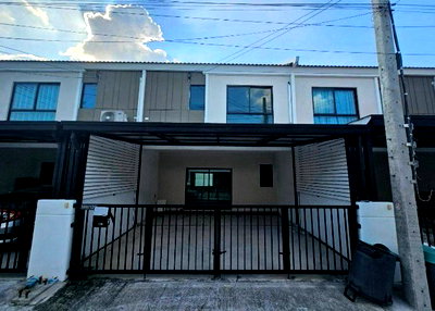 ทาวน์โฮมให้เช่า : ให้เช่า  เดอะ คอนเนค วงแหวน-พระราม 9  