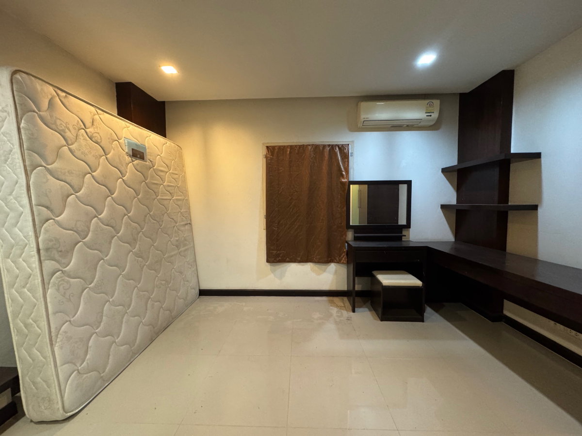 รูป ขายทาวน์โฮม 2 ชั้น 2 ห้องนอน 2 ห้องน้ำ พื้นที่ใช้สอย 115 ตร.ม. - รูปที่ 11/16