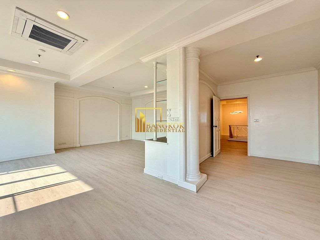 รูป Renovated 4 Bedroom Duplex Penthouse For Rent in Asoke Area - BR0355AP - รูปที่ 19/58