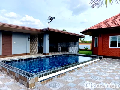 Houses for rent Chonburi : 3 Bedroom Villa for rent at Benwadee Resort 1410510