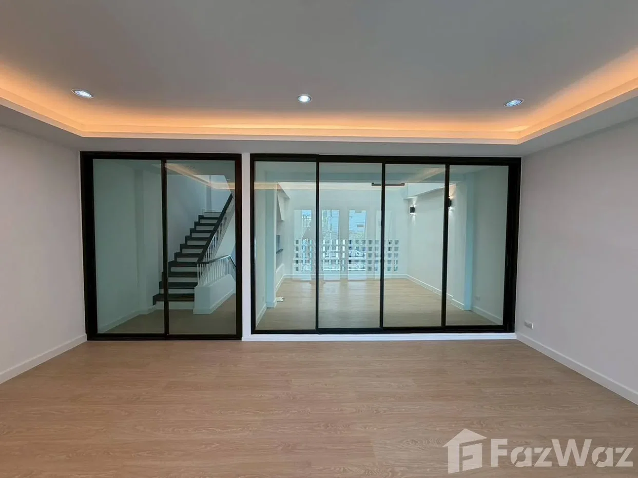 รูป ขาย บ้านเดี่ยว 4 ห้องนอน ใน บางจาก, กรุงเทพมหานคร 6172141 - รูปที่ 14/28