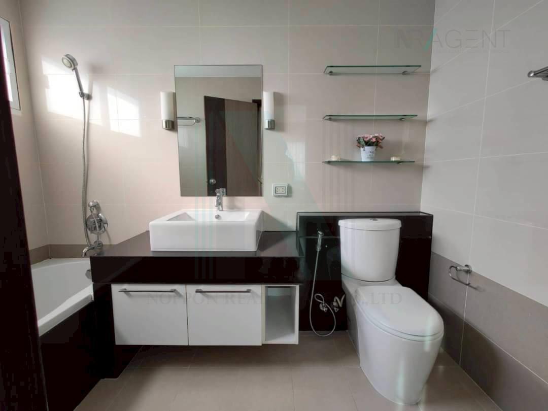 รูป 🚩 ขายคอนโด ศุภาลัย ริเวอร์ รีสอร์ท อาคาร 1 ชั้น 38 2 ห้องนอน ขนาด 104 ตรม ใกล้ ศูนย์การค้ารอยัลการ์เด้นพลาซ่า - รูปที่ 4/8